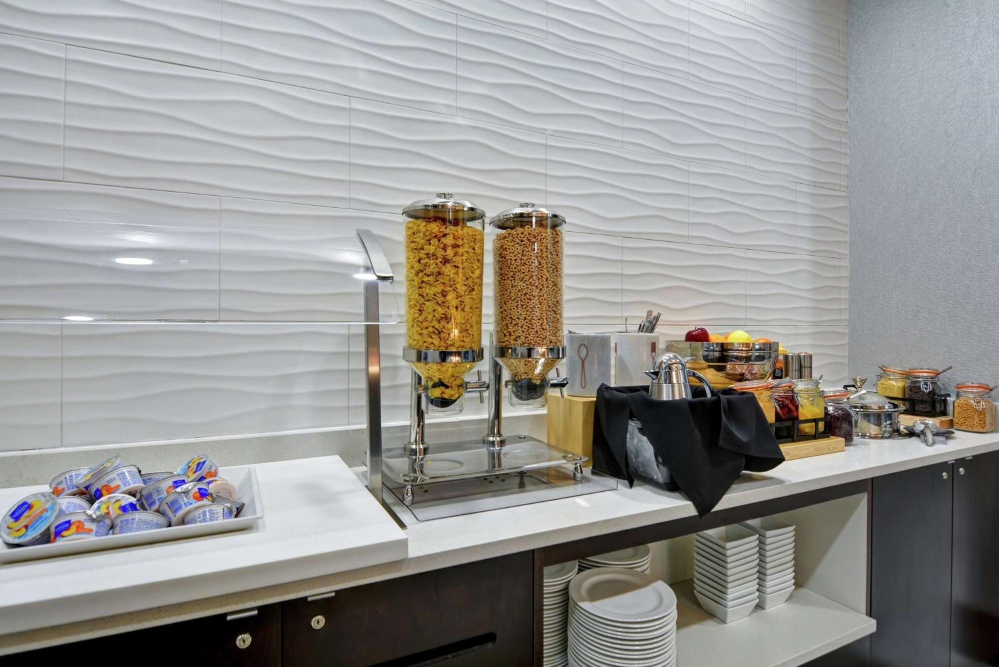 Embassy Suites By Hilton Plainfield Indianapolis Airport Esterno foto