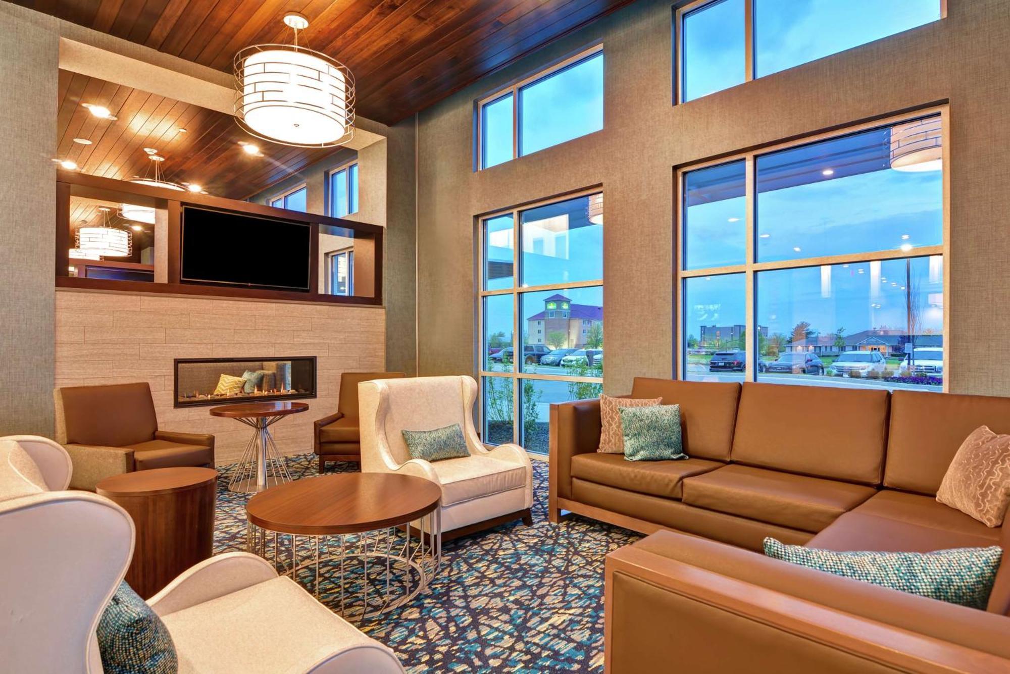 Embassy Suites By Hilton Plainfield Indianapolis Airport Esterno foto