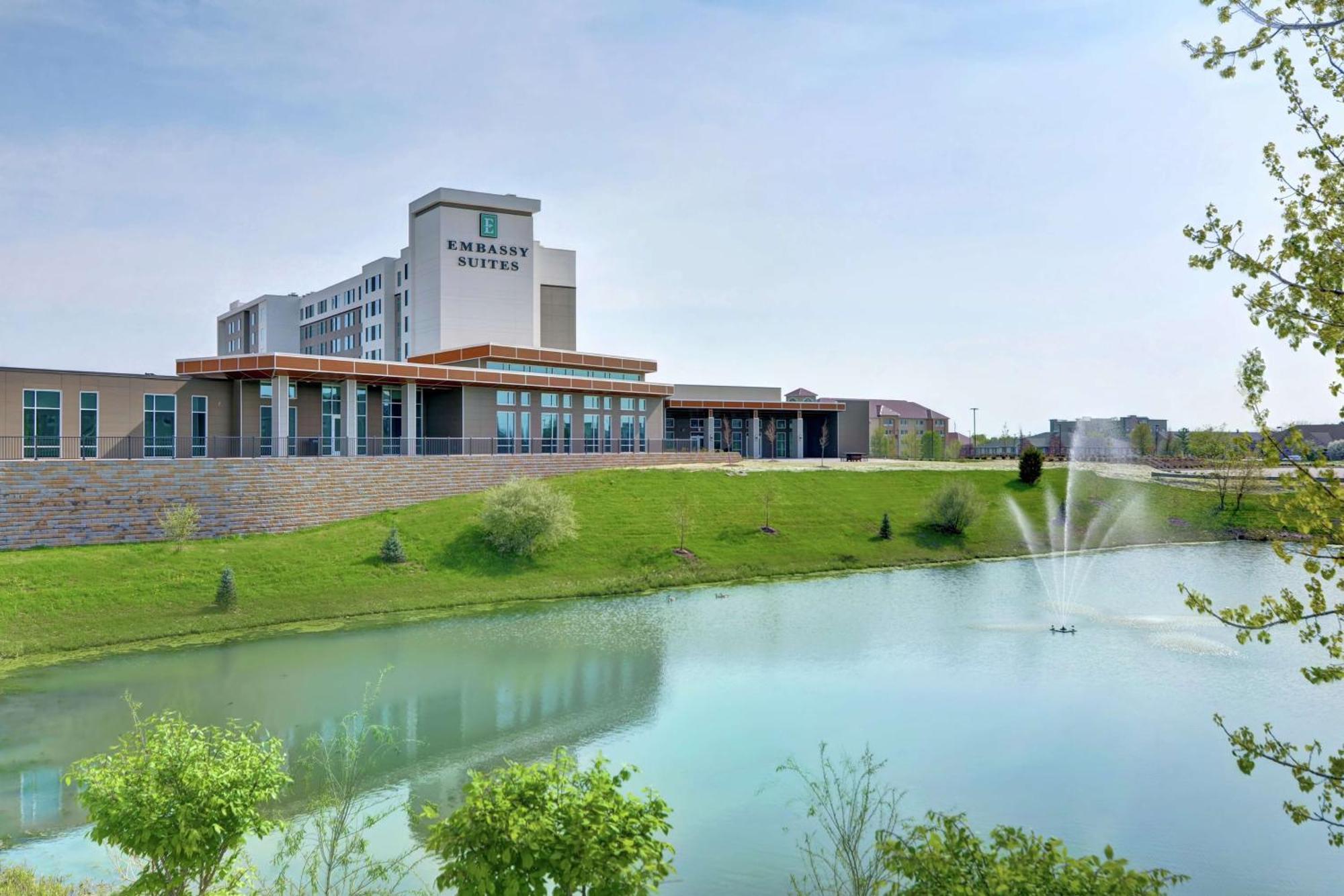 Embassy Suites By Hilton Plainfield Indianapolis Airport Esterno foto