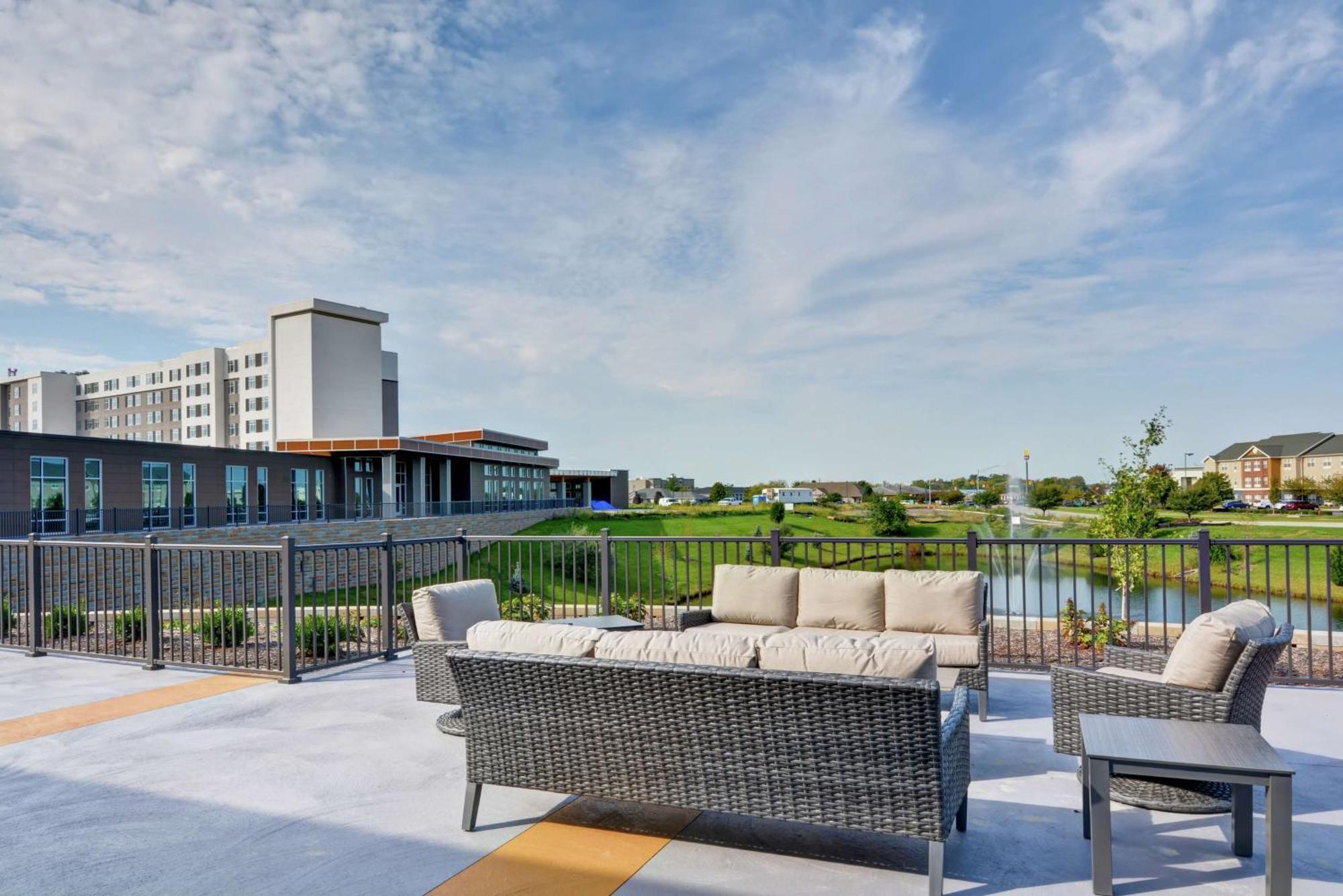 Embassy Suites By Hilton Plainfield Indianapolis Airport Esterno foto